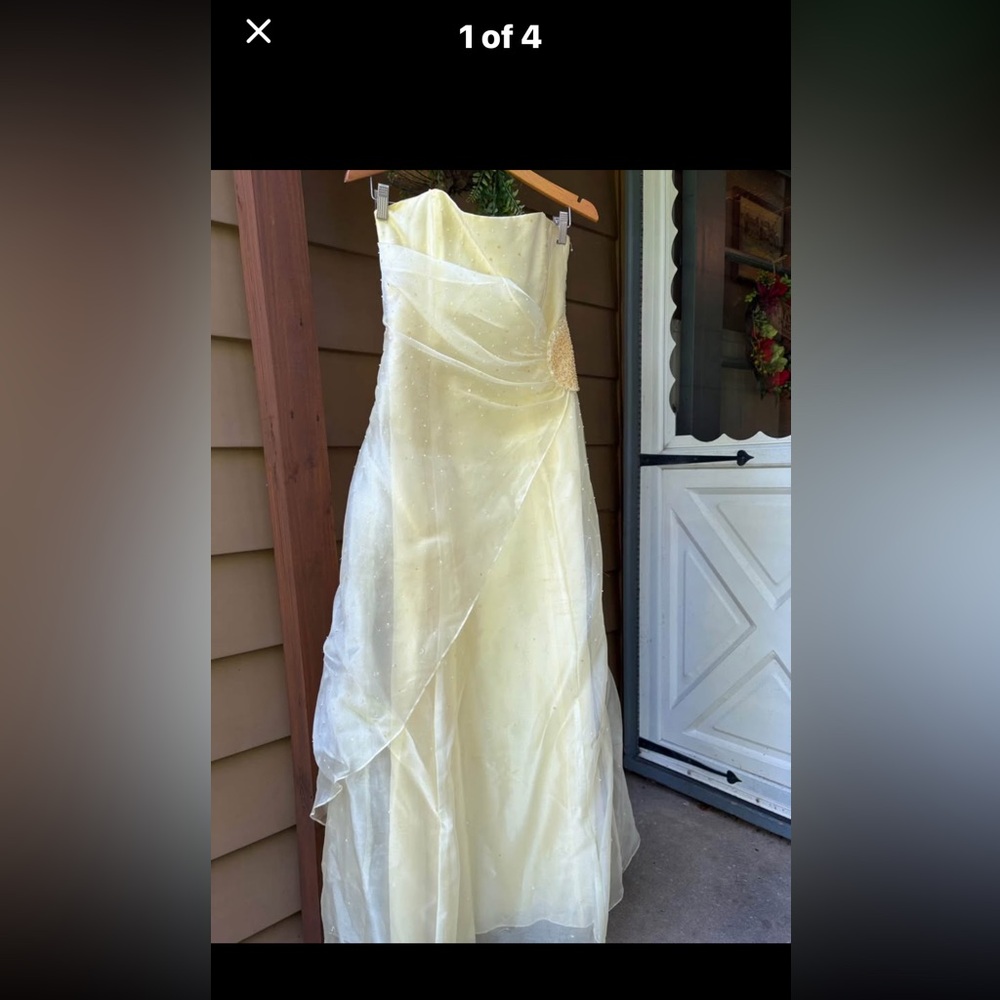 Strapless Light Yellow Prom/Evening Dress with Sparkle